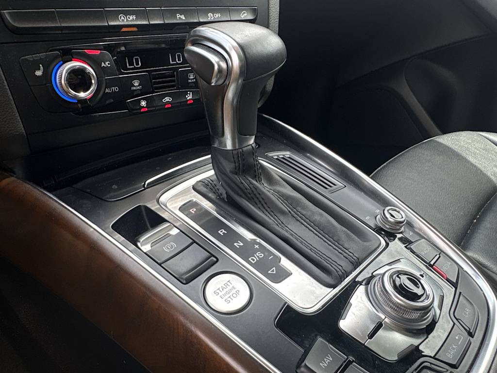 Thumbnail: 2015 Audi Q5 - 11