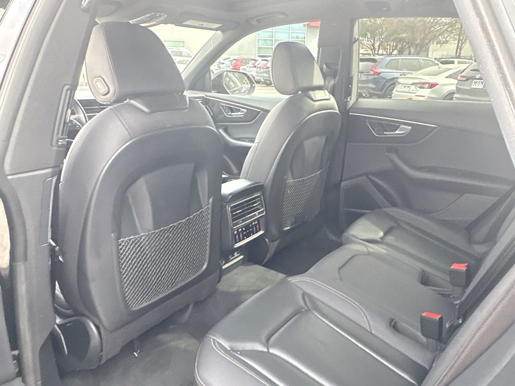 Thumbnail: 2020 Audi Q8 - 12