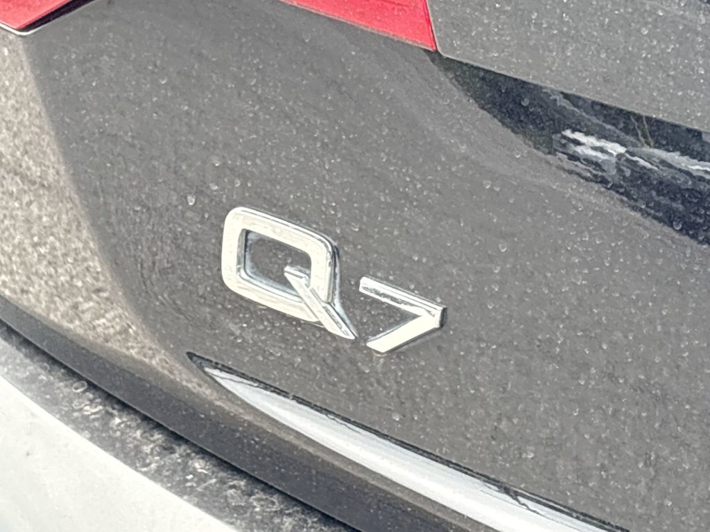 Thumbnail: 2014 Audi Q7 - 7