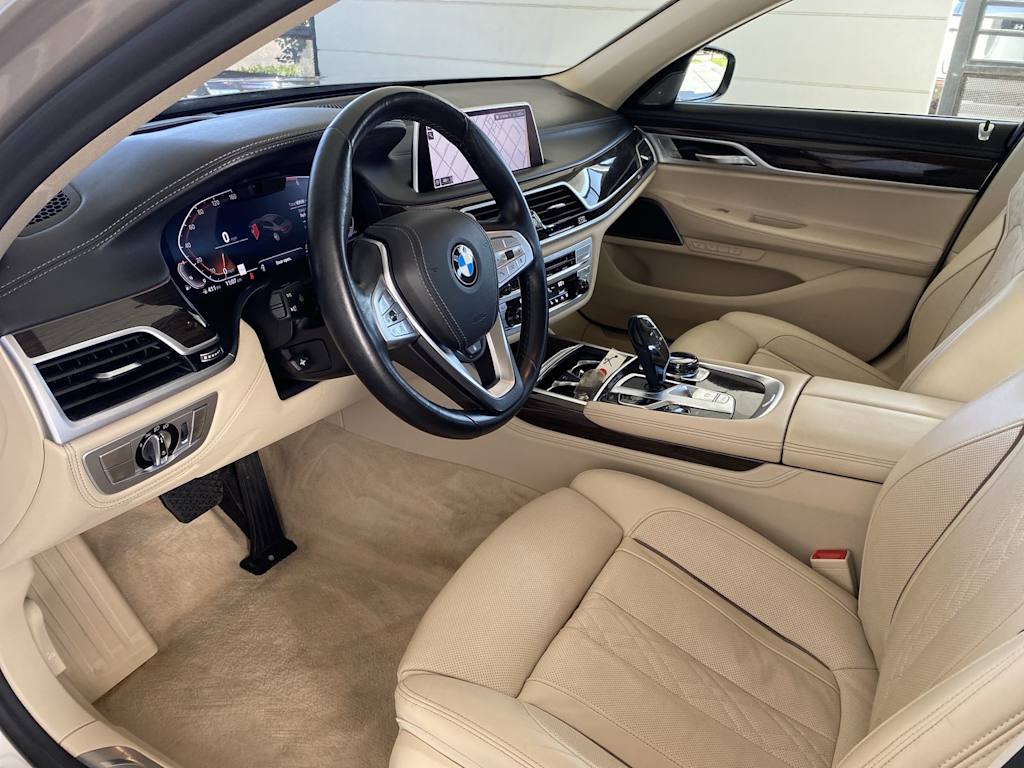2020 BMW 7 Series 750i 10