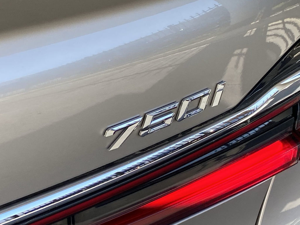 2020 BMW 7 Series 750i 30