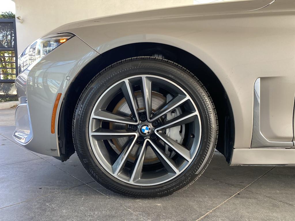 2020 BMW 7 Series 750i 8