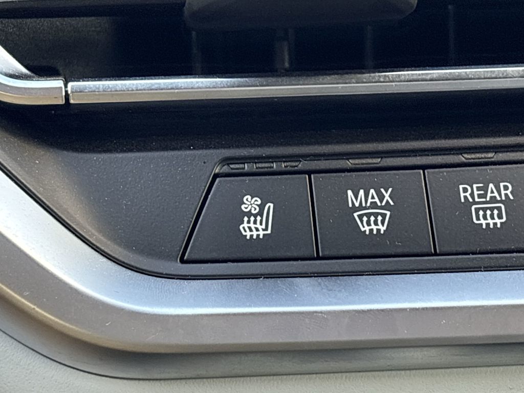 Thumbnail: 2023 BMW M4 - 38