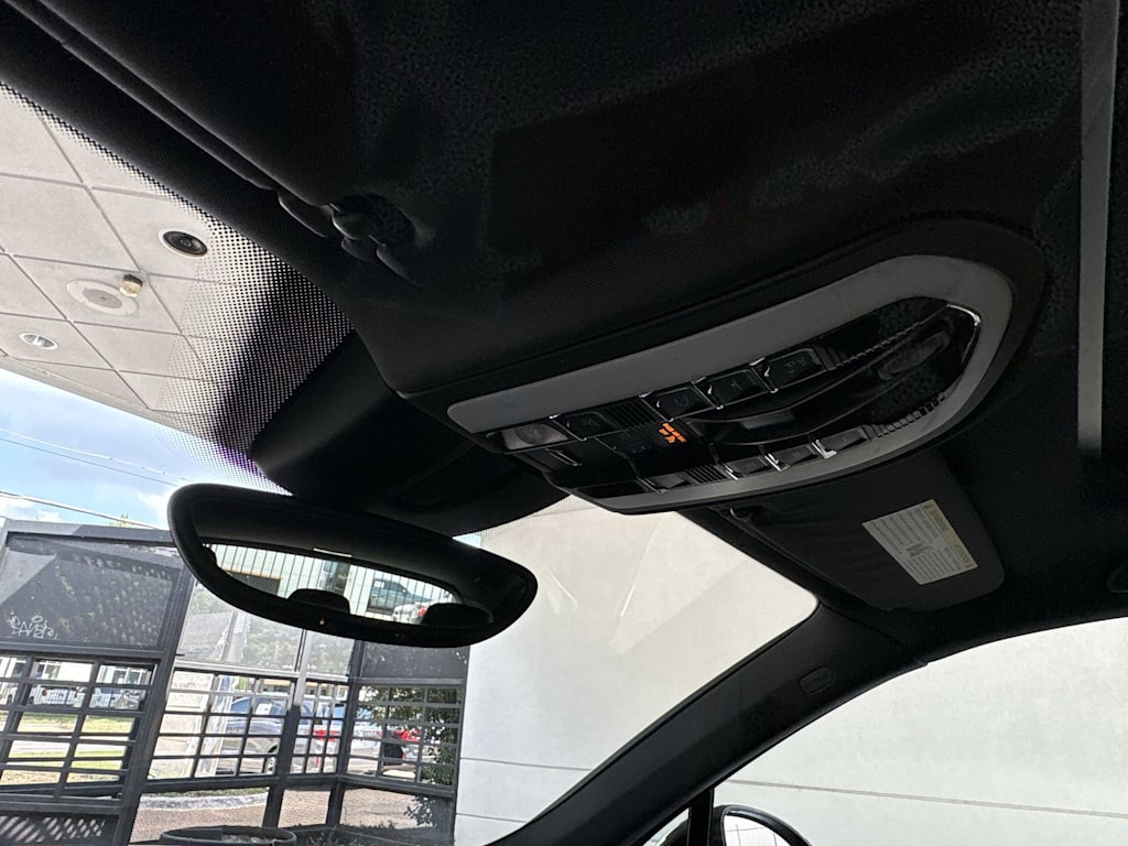 Thumbnail: 2016 Porsche Cayenne - 32