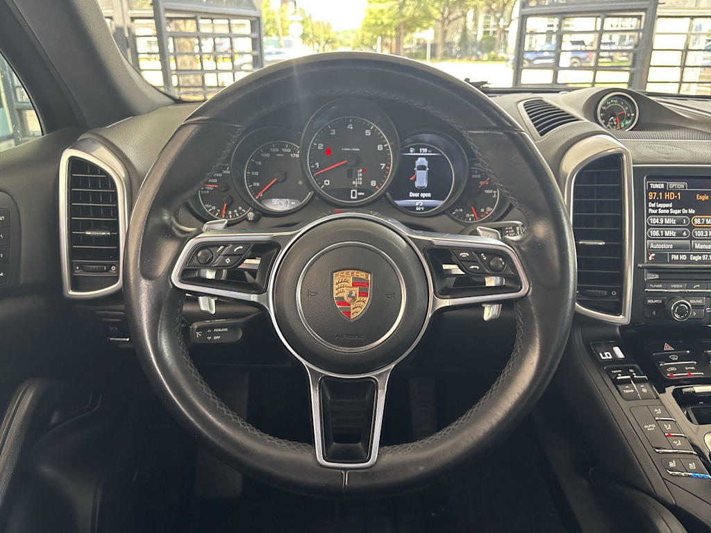 Thumbnail: 2016 Porsche Cayenne - 13