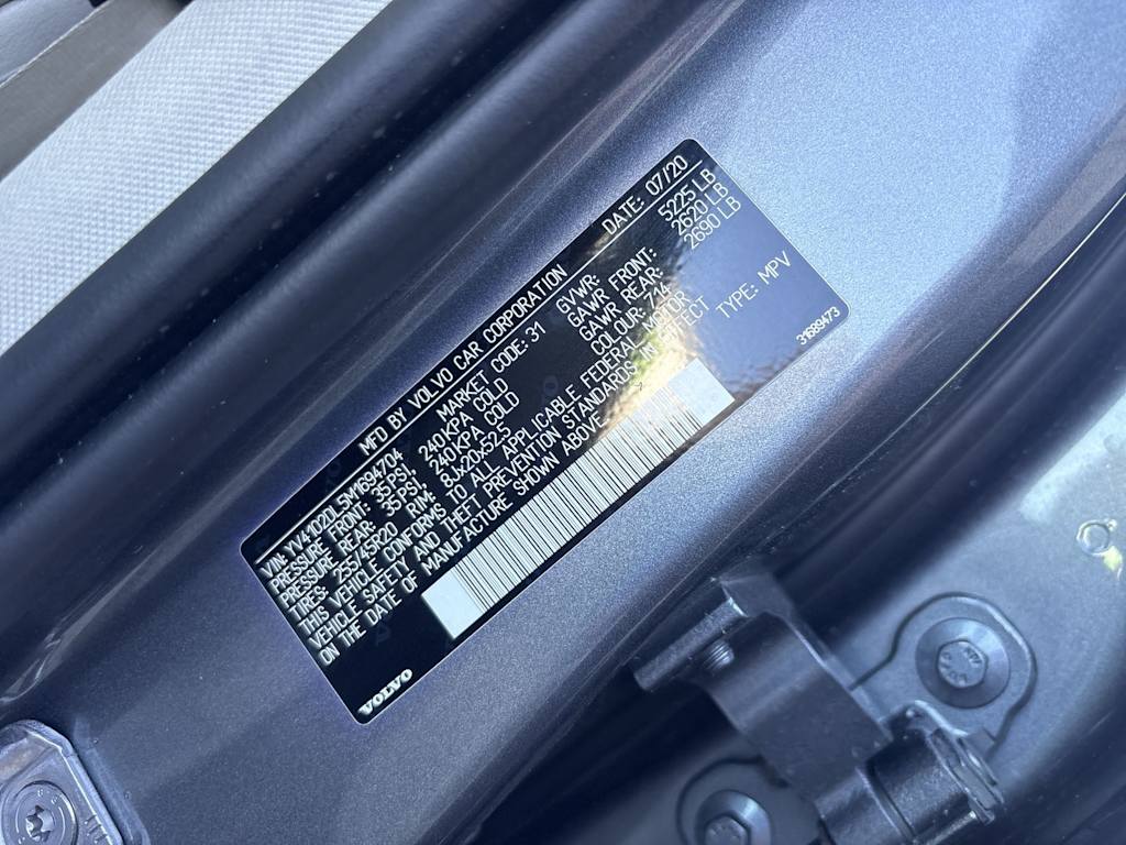 Thumbnail: 2021 Volvo XC60 - 20