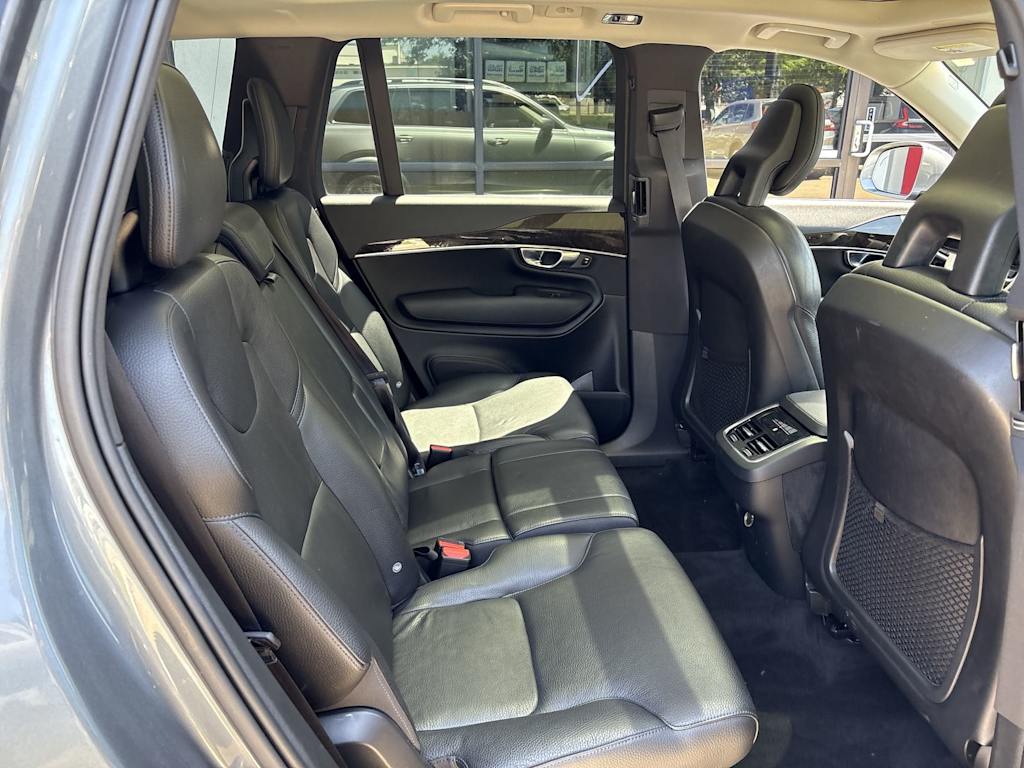 Thumbnail: 2018 Volvo XC90 - 21