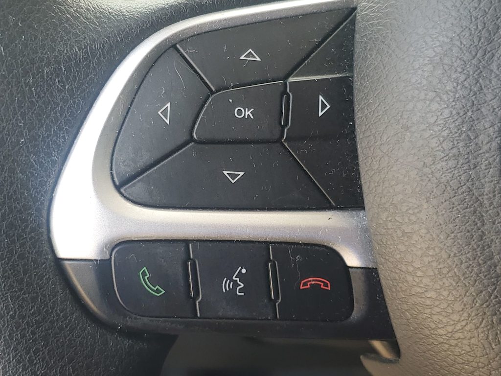Thumbnail: 2018 Jeep Renegade - 21