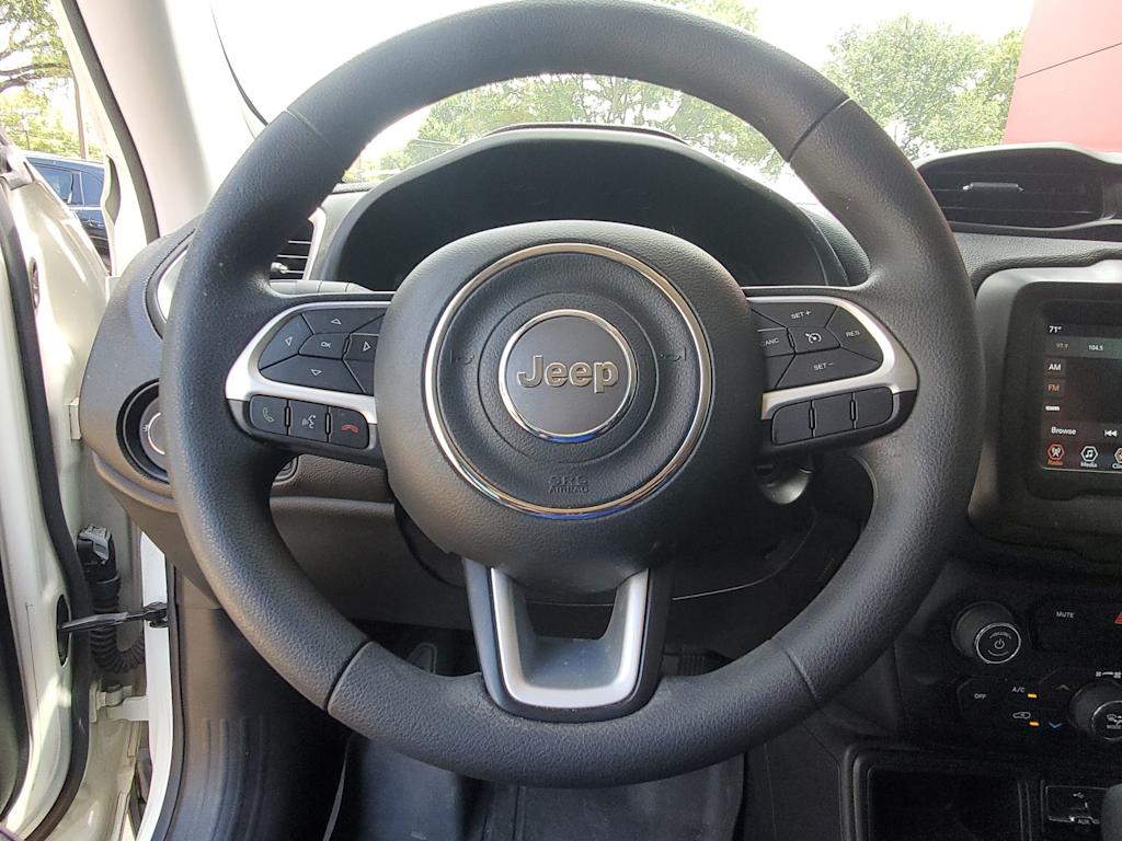 Thumbnail: 2018 Jeep Renegade - 10