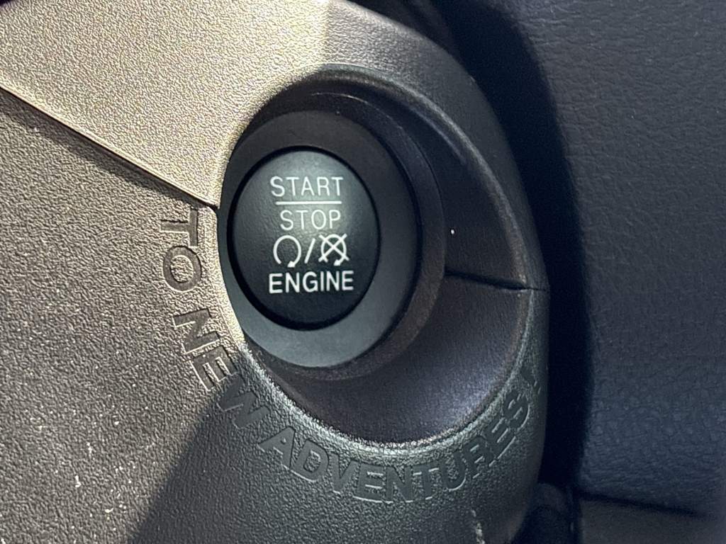 Thumbnail: 2022 Jeep Renegade - 27
