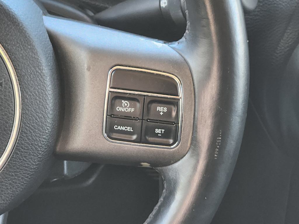 Thumbnail: 2016 Jeep Wrangler - 31