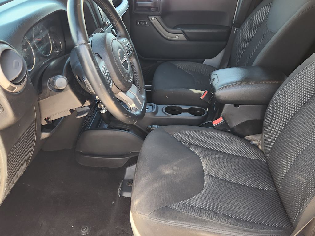 Thumbnail: 2016 Jeep Wrangler - 10