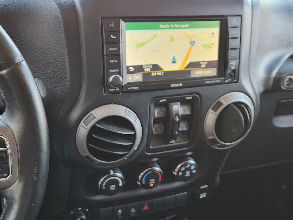 Thumbnail: 2016 Jeep Wrangler - 14