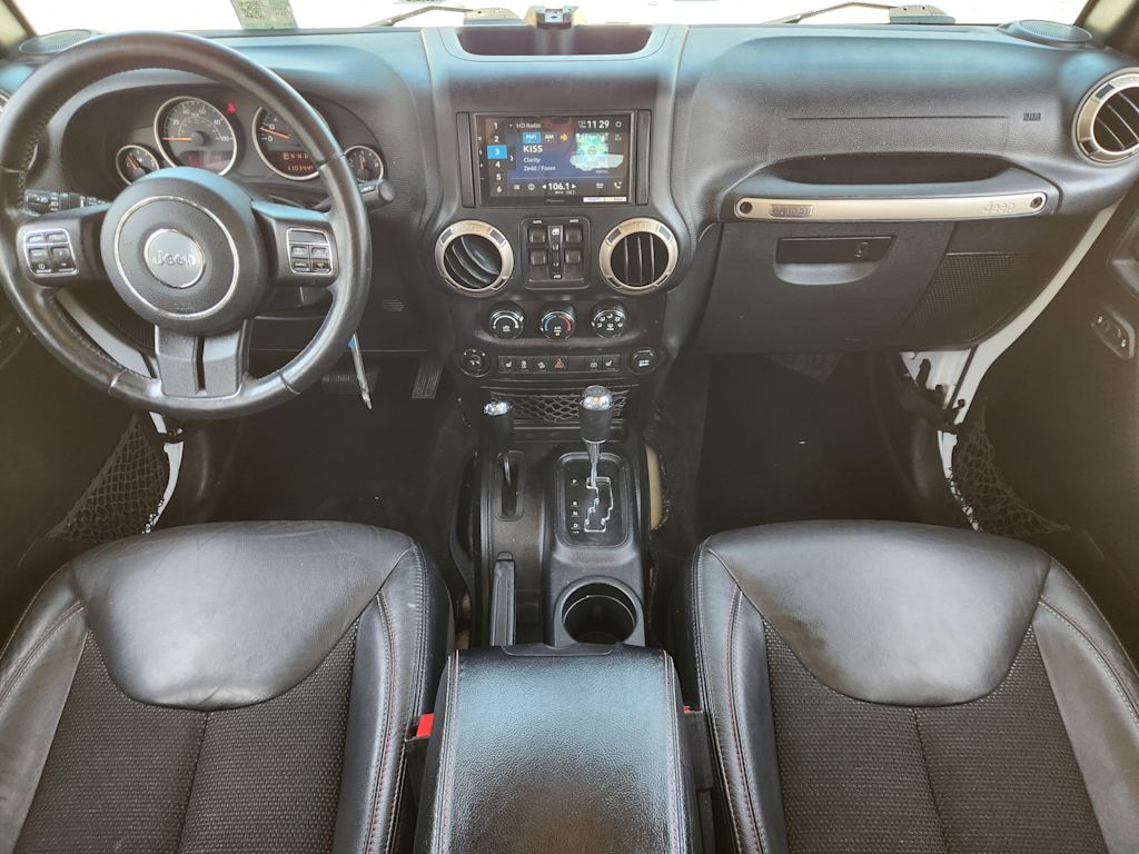Thumbnail: 2016 Jeep Wrangler - 9