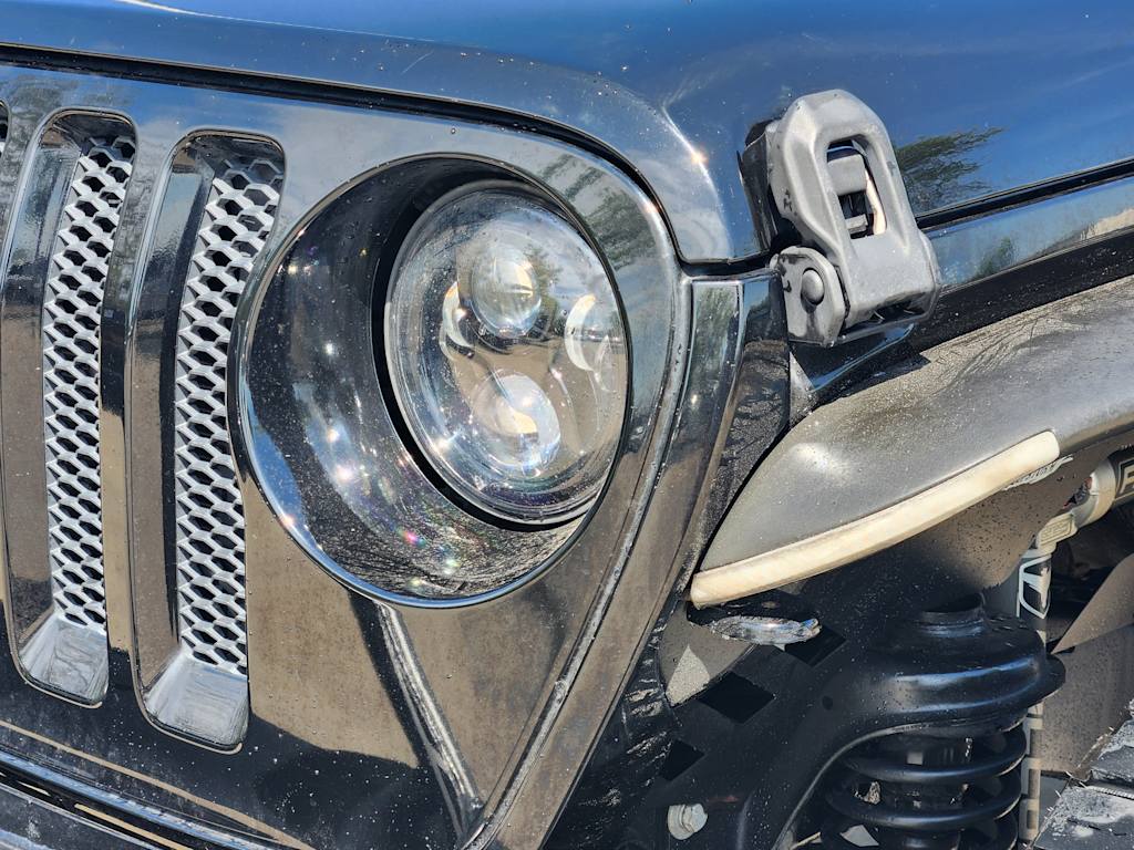 Thumbnail: 2019 Jeep Wrangler - 22