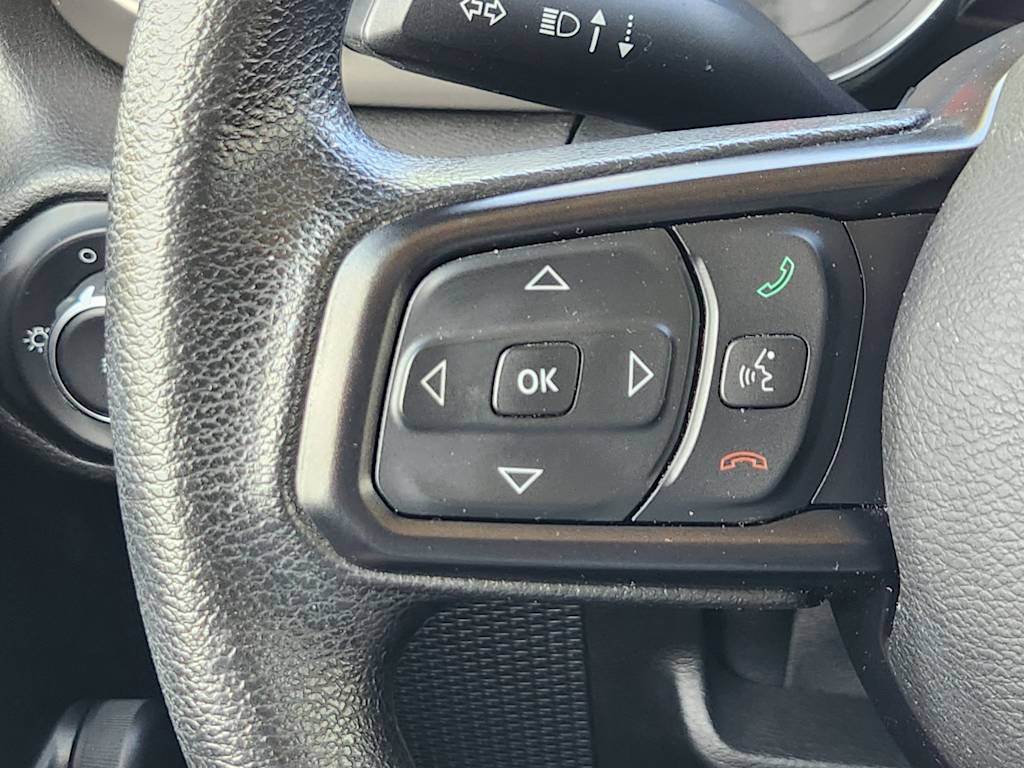 Thumbnail: 2019 Jeep Wrangler - 31