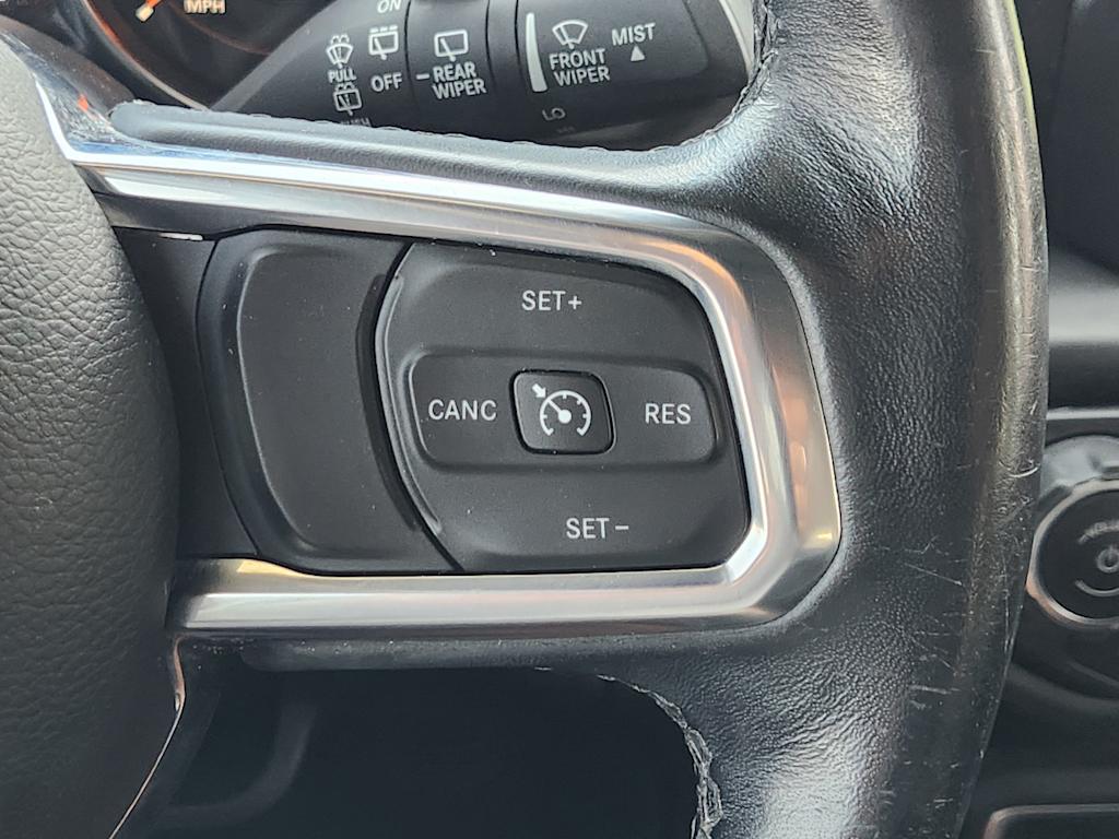 Thumbnail: 2019 Jeep Wrangler - 33