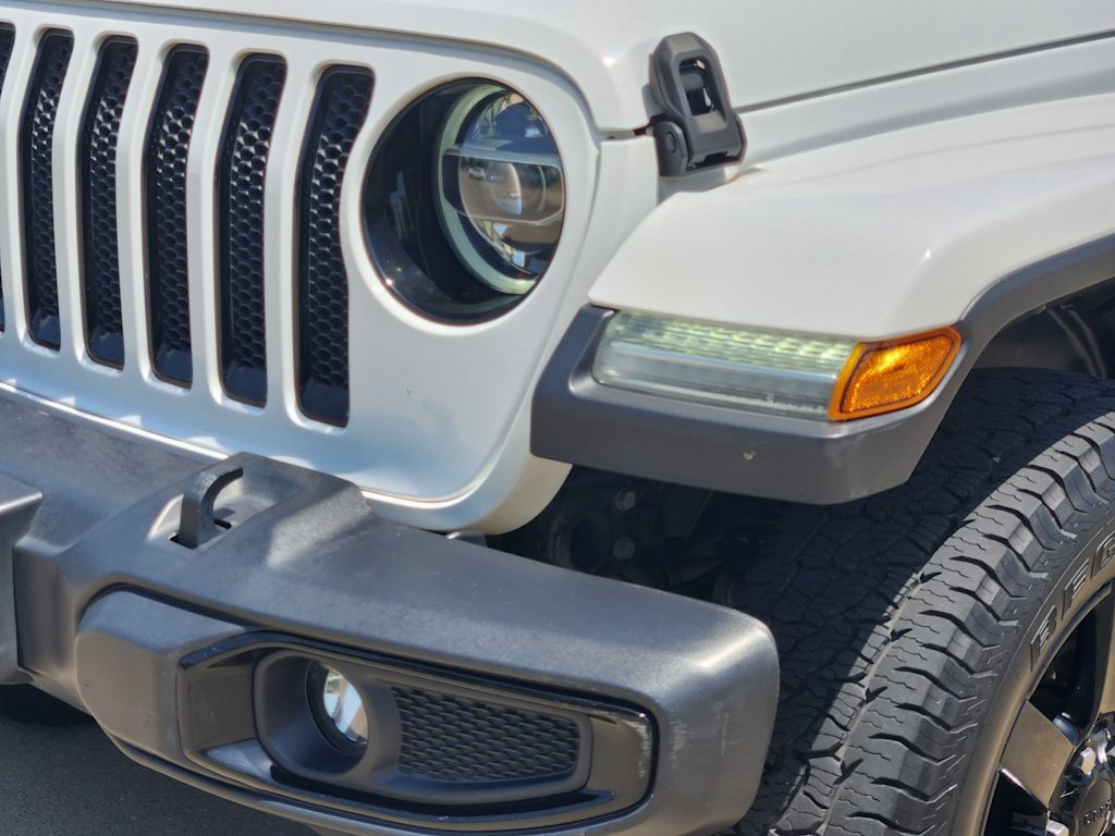Thumbnail: 2019 Jeep Wrangler - 23
