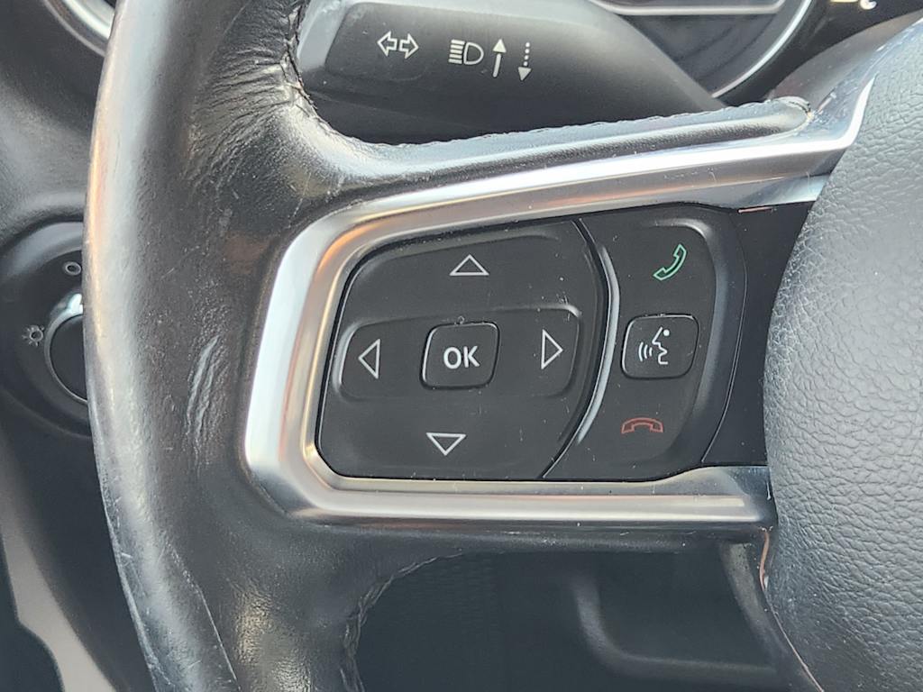 Thumbnail: 2019 Jeep Wrangler - 32