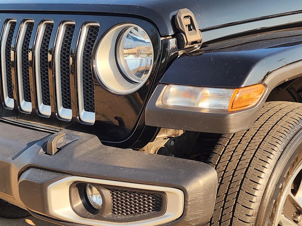 Thumbnail: 2019 Jeep Wrangler - 23