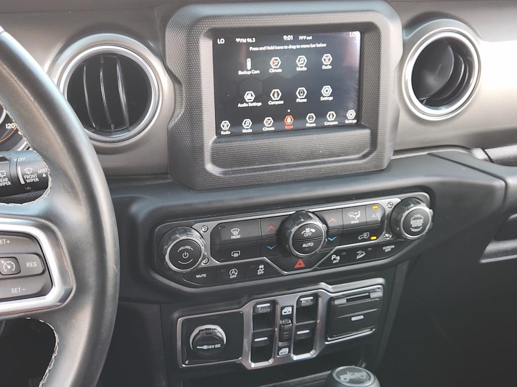 Thumbnail: 2019 Jeep Wrangler - 14