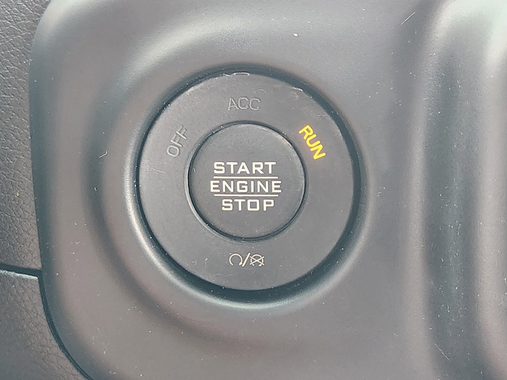 Thumbnail: 2023 Jeep Wrangler - 28