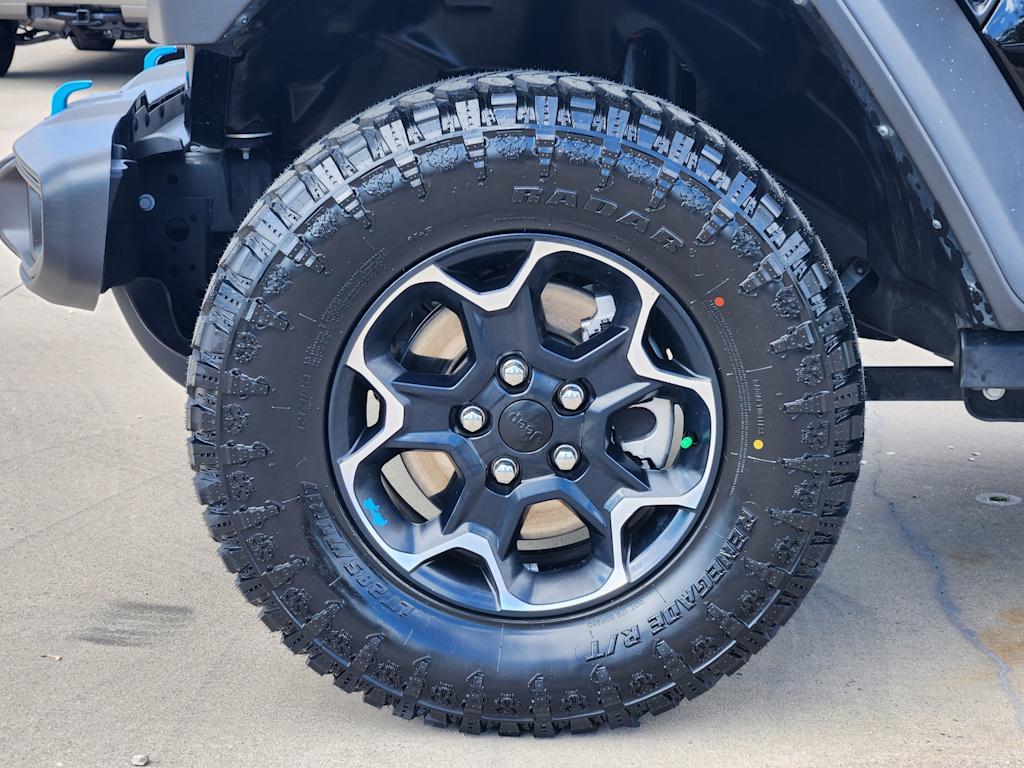 Thumbnail: 2022 Jeep Wrangler - 22