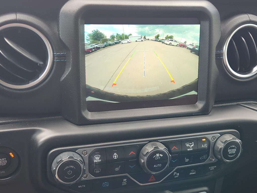 Thumbnail: 2022 Jeep Wrangler - 25