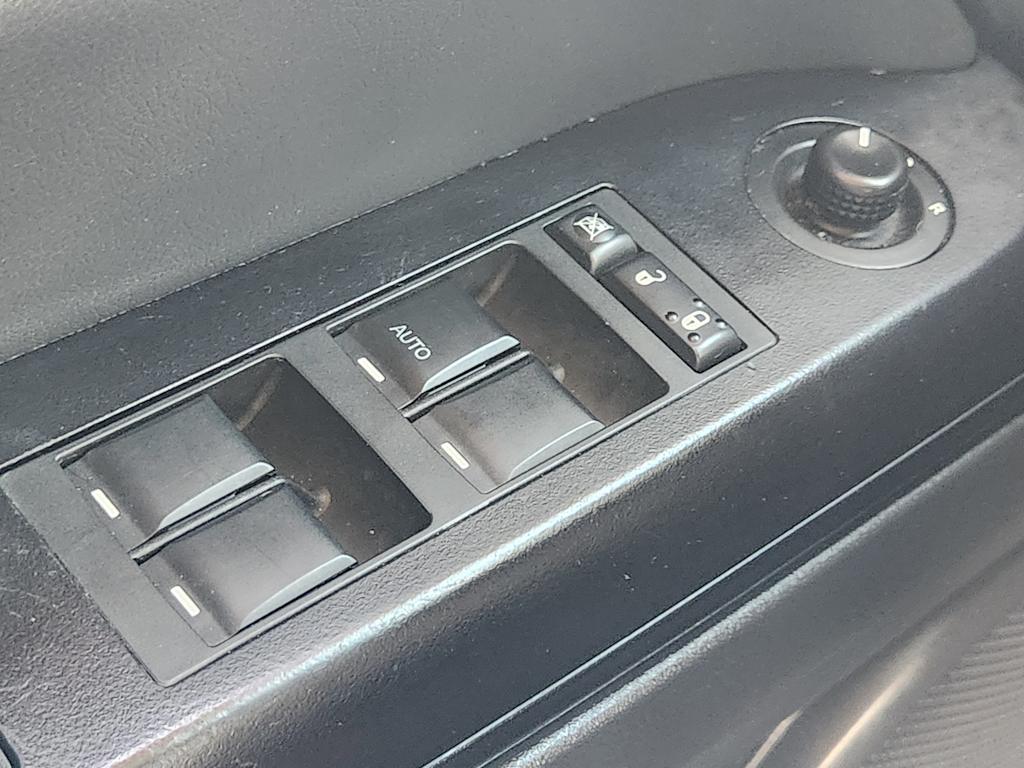 Thumbnail: 2017 Jeep Patriot - 27