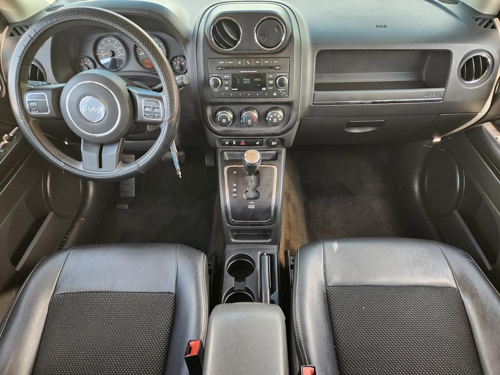 Thumbnail: 2017 Jeep Patriot - 10
