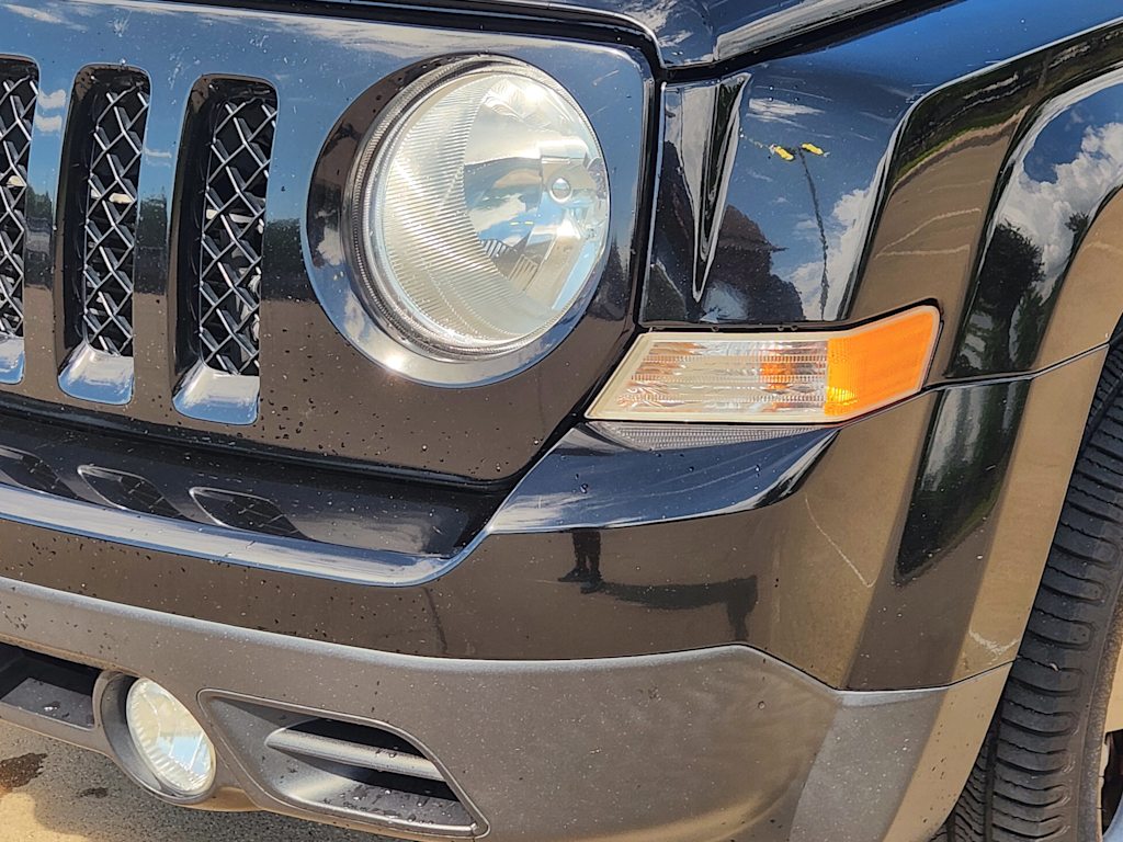 Thumbnail: 2017 Jeep Patriot - 23