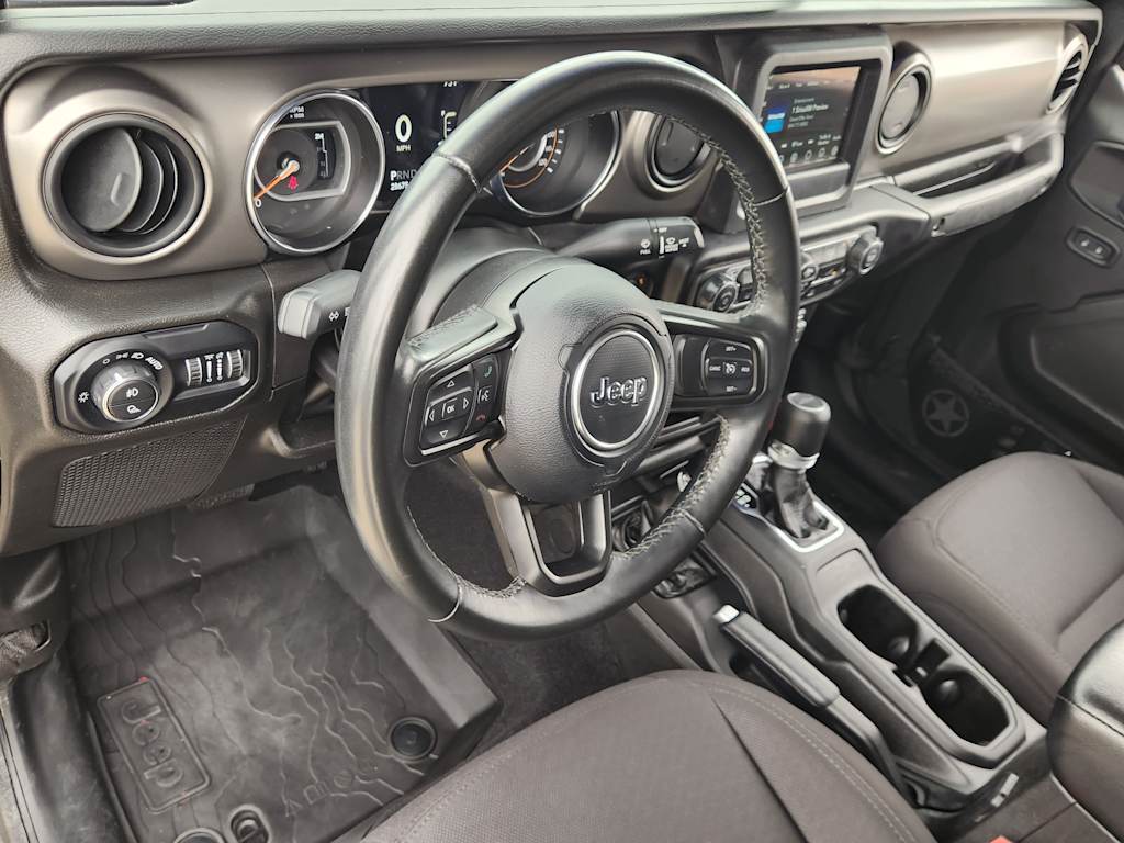 Thumbnail: 2022 Jeep Gladiator - 2