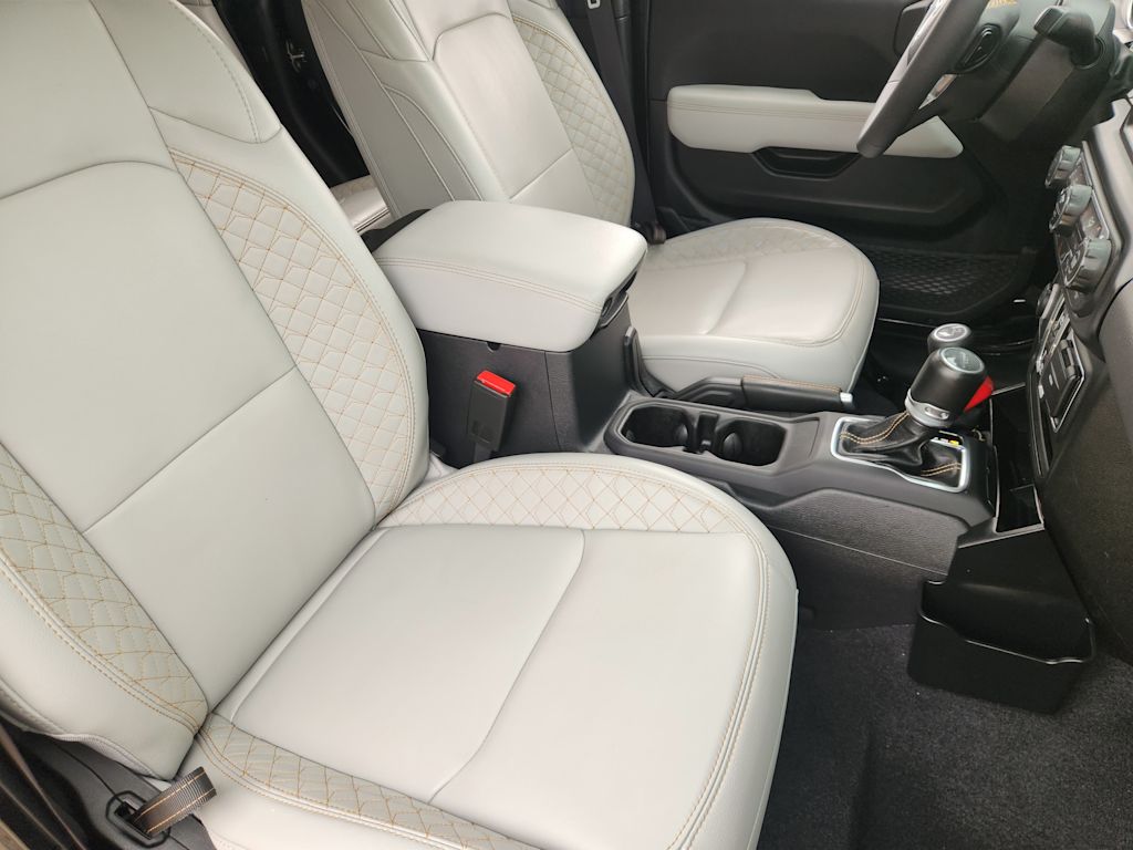 Thumbnail: 2023 Jeep Gladiator - 11