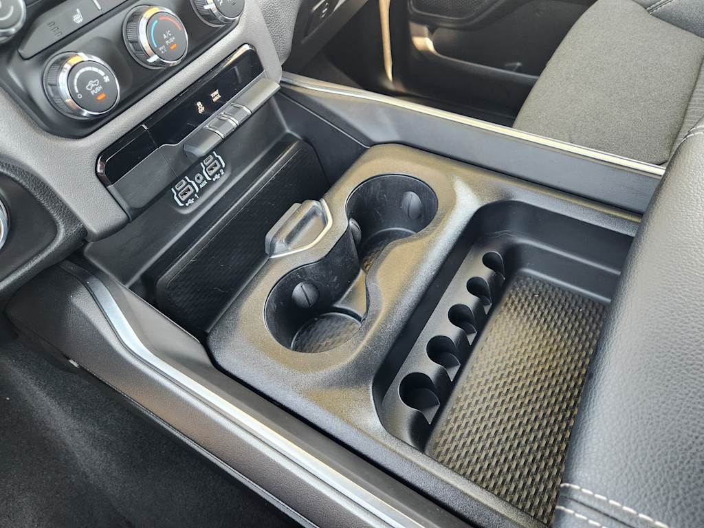 Thumbnail: 2024 RAM 1500 - 16