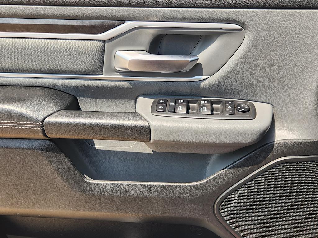 Thumbnail: 2020 RAM 1500 - 32