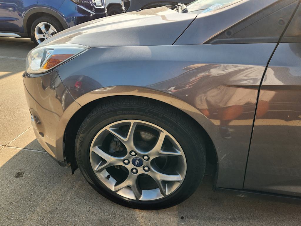 Thumbnail: 2014 Ford Focus - 10