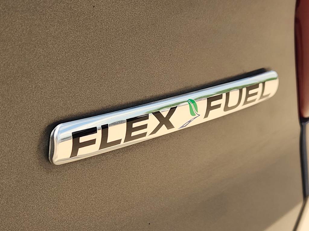 Thumbnail: 2016 Ford Explorer - 7