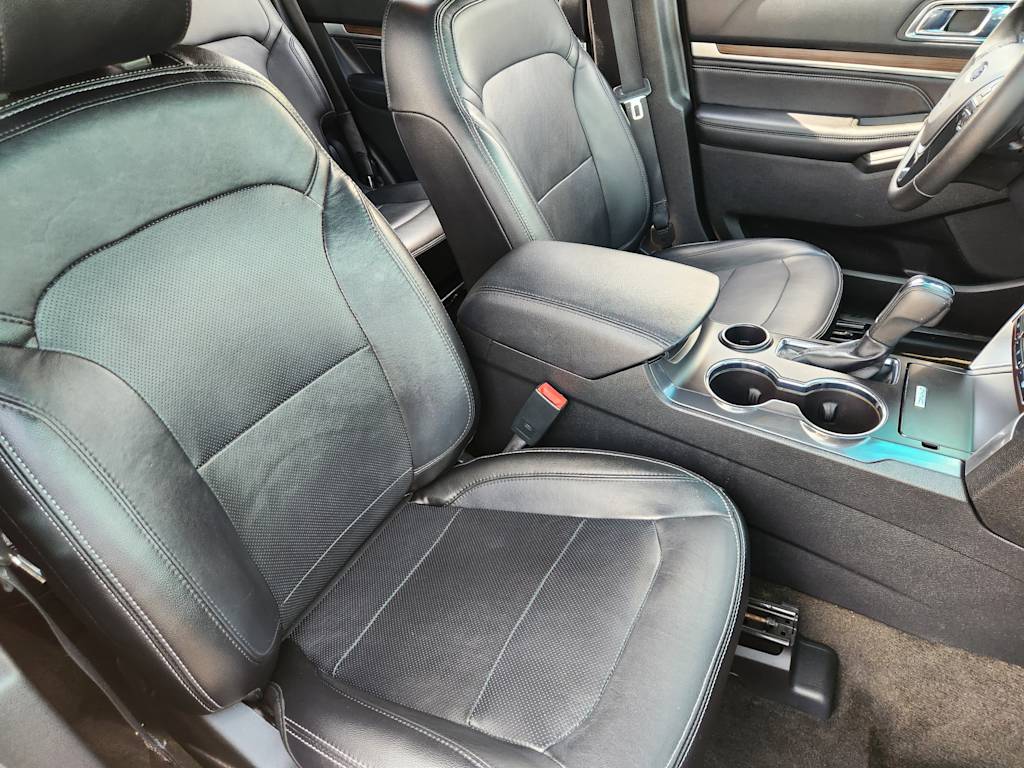 Thumbnail: 2016 Ford Explorer - 12