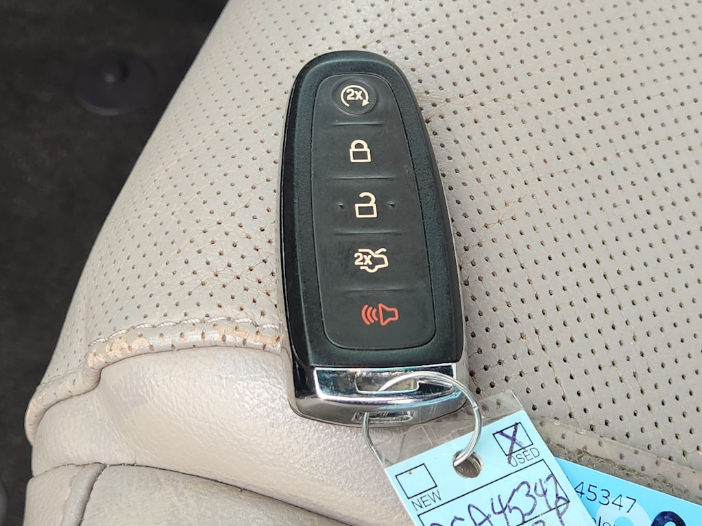 Thumbnail: 2013 Ford Explorer - 19