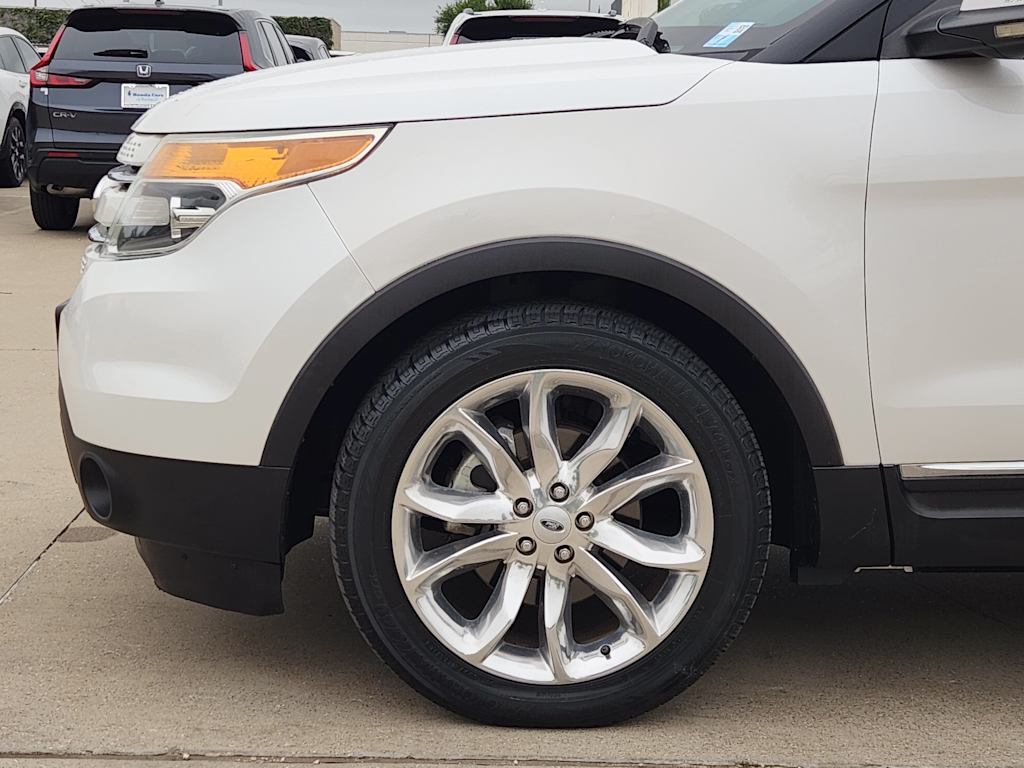 Thumbnail: 2013 Ford Explorer - 8