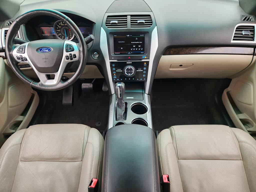 Thumbnail: 2013 Ford Explorer - 10