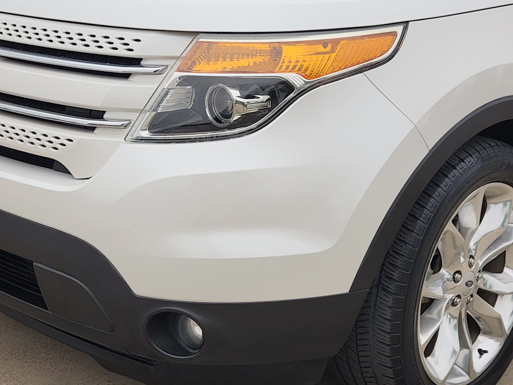 Thumbnail: 2013 Ford Explorer - 24