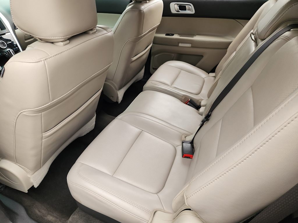 Thumbnail: 2013 Ford Explorer - 13