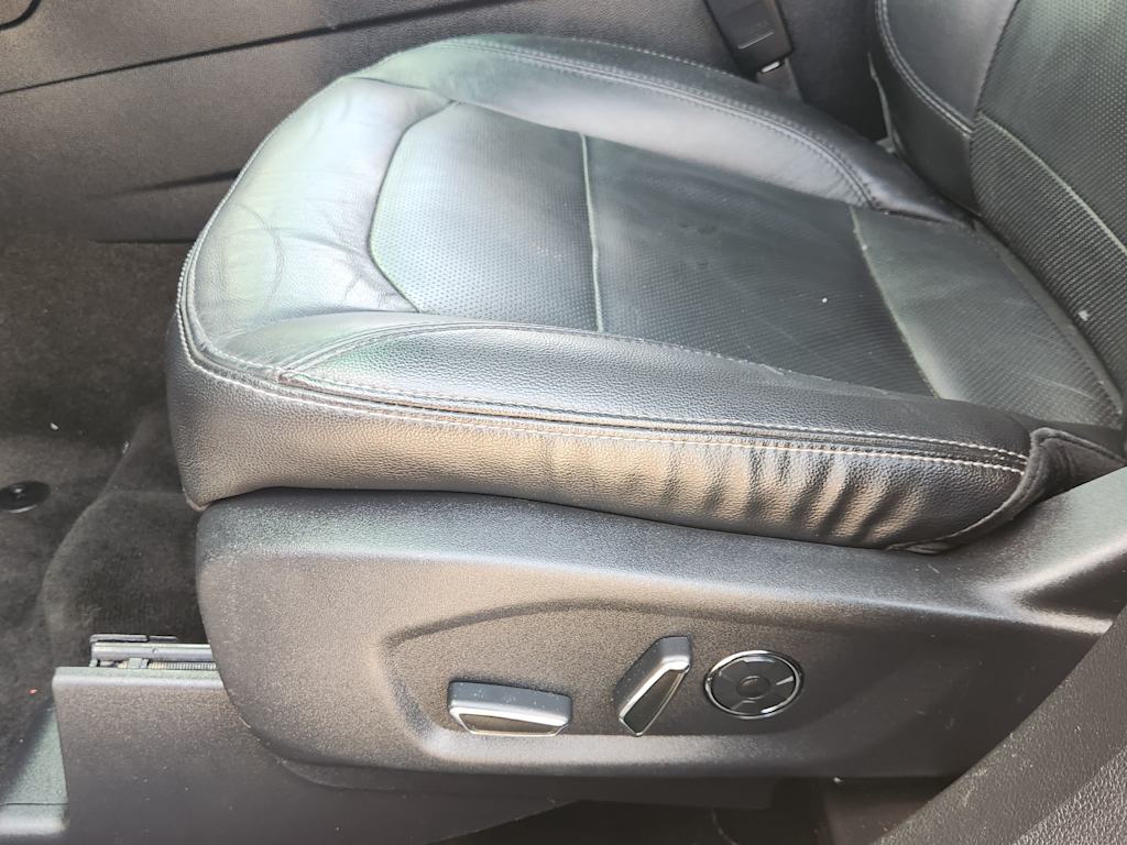 Thumbnail: 2016 Ford Explorer - 31
