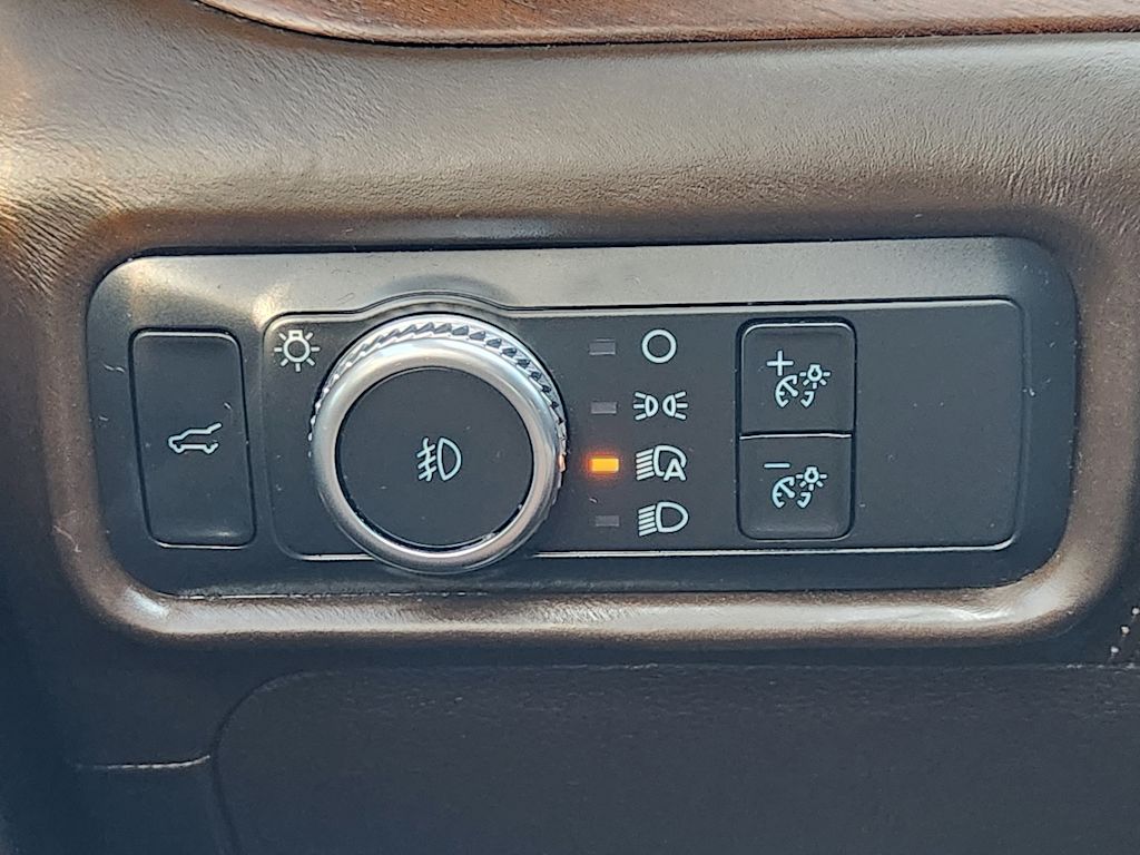 Thumbnail: 2022 Ford Explorer - 24