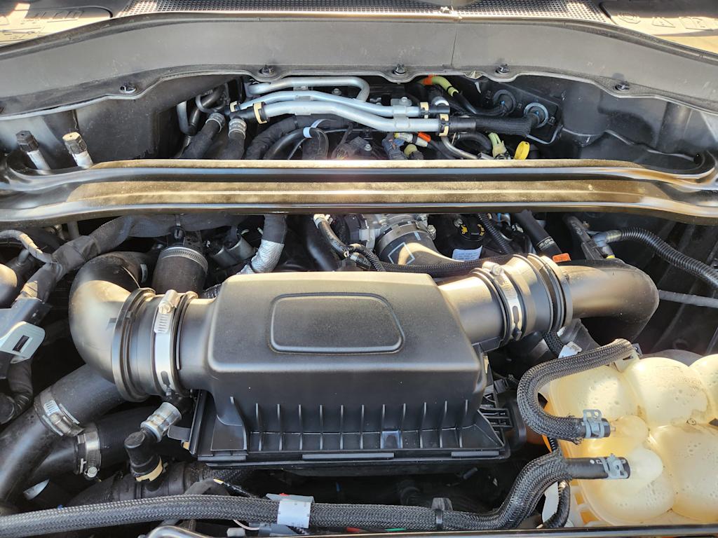 Thumbnail: 2022 Ford Explorer - 8