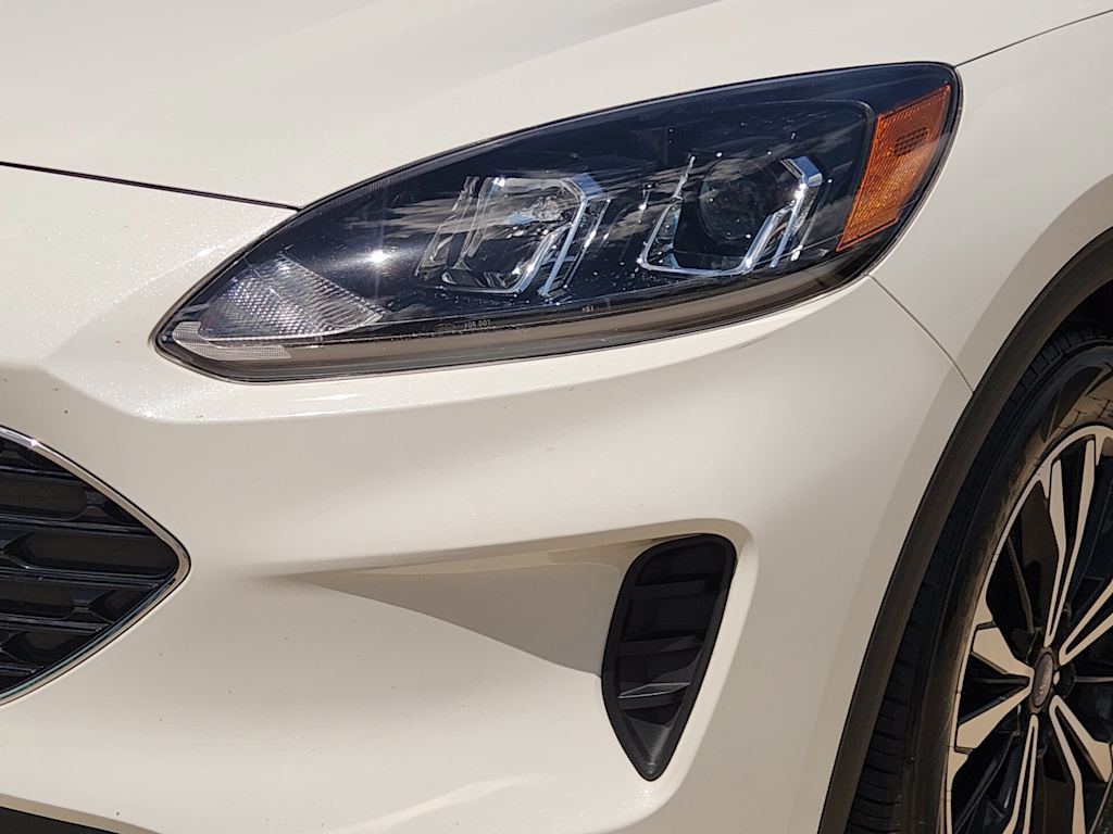 Thumbnail: 2022 Ford Escape - 23