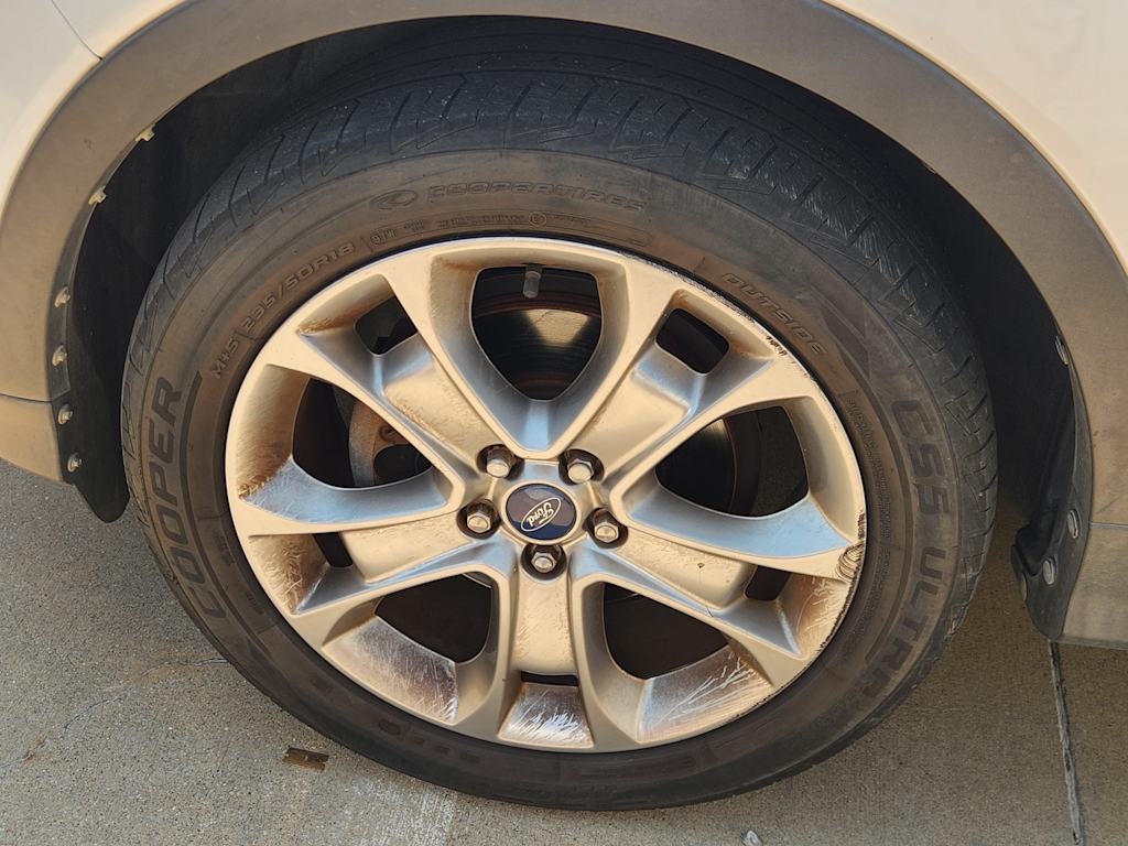 Thumbnail: 2013 Ford Escape - 6