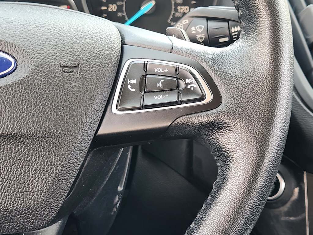 Thumbnail: 2017 Ford Escape - 32