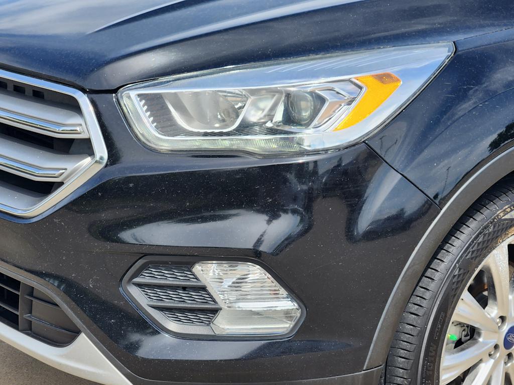 Thumbnail: 2017 Ford Escape - 23